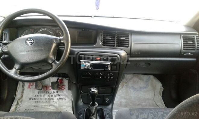Opel Vectra 2000, 1,111,165 km - 1.8 l - Qazax