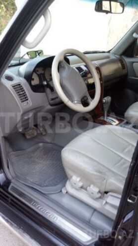 Hyundai Terracan 2004, 397,000 km - 2.9 л - Bakı