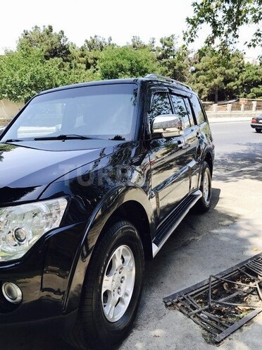 Mitsubishi Pajero 2007, 270,000 km - 3.0 l - Bakı