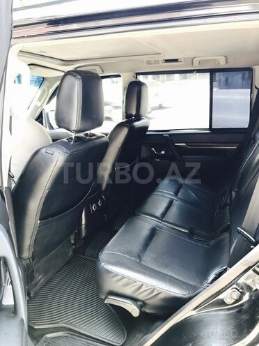 Mitsubishi Pajero 2007, 270,000 km - 3.0 l - Bakı