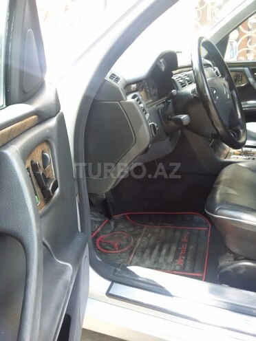 Mercedes E 320 2000, 180,000 km - 3.2 l - Bakı