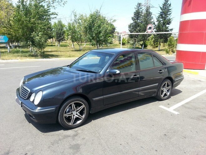 Mercedes E 240 2000, 274,000 km - 2.4 l - Sumqayıt