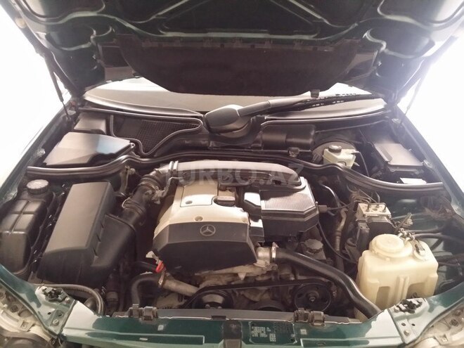 Mercedes E 230 1997, 324,000 km - 2.3 l - Bakı