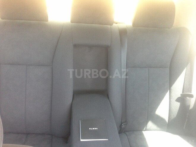 Mercedes E 220 2001, 328,000 km - 2.2 л - Bakı