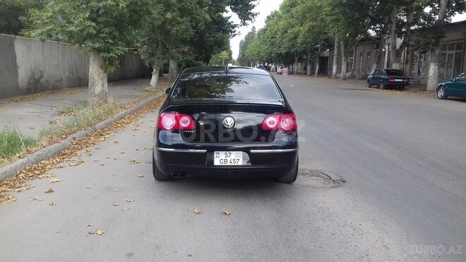 Volkswagen Passat 2005, 215,487 km - 2.0 l - Gəncə