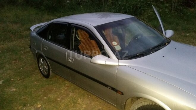 Opel Vectra 1996, 75,000 km - 0.2 l - Mingəçevir