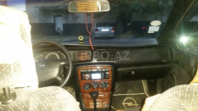 Opel Vectra 1996, 75,000 km - 0.2 l - Mingəçevir
