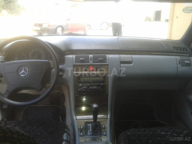Mercedes E 280 1996, 105,101 km - 2.8 l - Bakı
