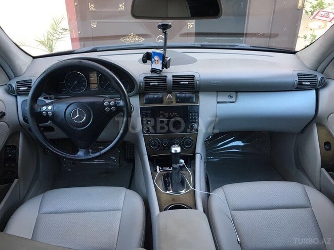 Mercedes C 230 2006, 184,800 km - 2.5 l - Bakı