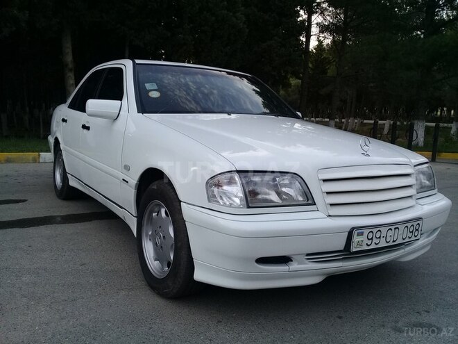 Mercedes C 220 1998, 370,000 km - 2.2 l - Bakı