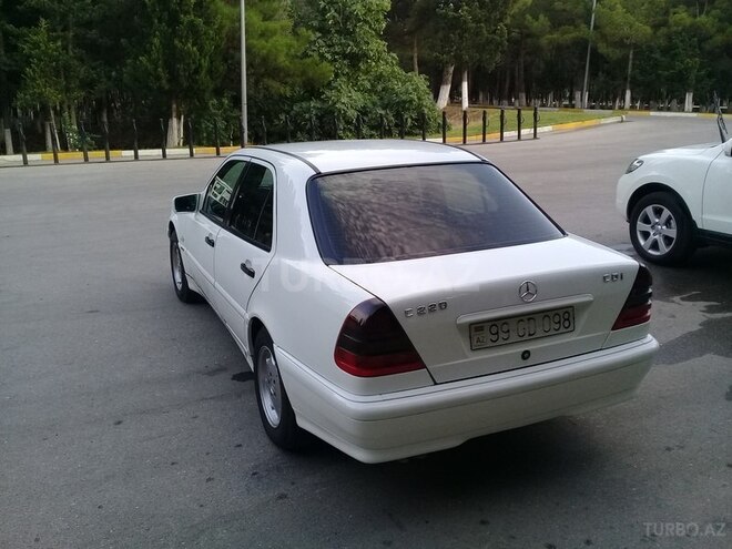 Mercedes C 220 1998, 370,000 km - 2.2 l - Bakı