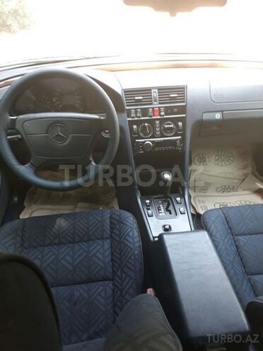 Mercedes C 200 1995, 318,000 km - 2.0 l - Bakı