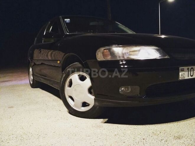 Opel Vectra 2001, 367,500 km - 2.0 л - Bakı