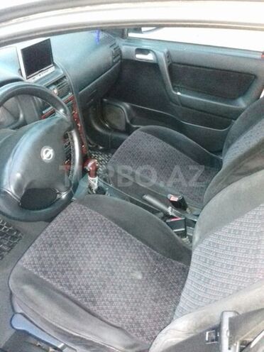 Opel Astra 1999, 250,000 km - 1.6 l - Bakı