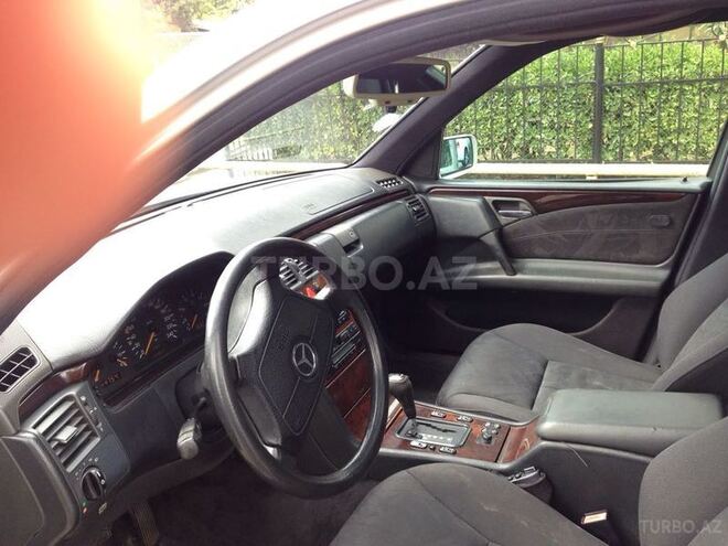 Mercedes E 200 1996, 325,896 km - 2.0 л - Lənkəran