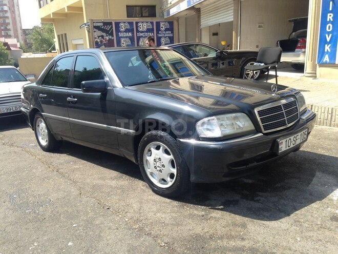 Mercedes C 220 1995, 280,000 km - 2.2 l - Bakı