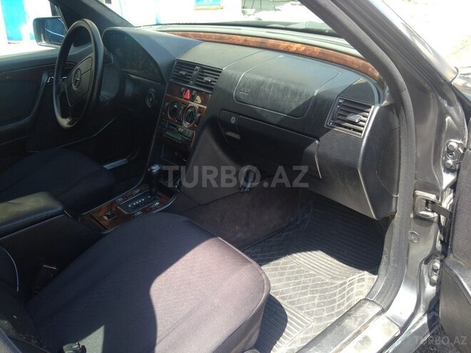 Mercedes C 220 1995, 280,000 km - 2.2 l - Bakı