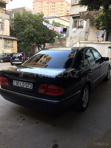 Mercedes E 320 1995, 355,000 km - 3.2 l - Bakı