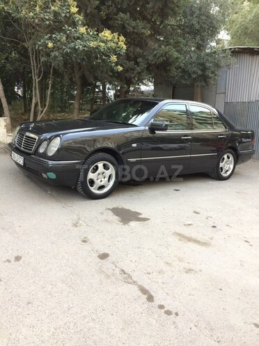 Mercedes E 320 1995, 355,000 km - 3.2 l - Bakı