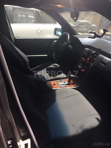 Mercedes E 320 1995, 355,000 km - 3.2 l - Bakı