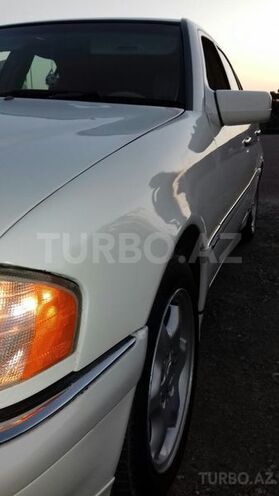 Mercedes C 230 1999, 158,650 km - 2.3 l - Bakı