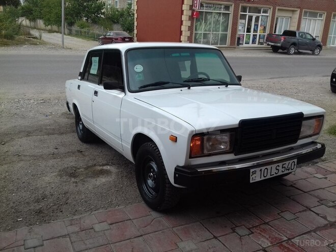 LADA (VAZ) 2107 2003, 160,000 km - 1.6 l - Qusar
