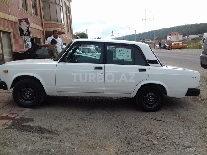 LADA (VAZ) 2107 2003, 160,000 km - 1.6 l - Qusar