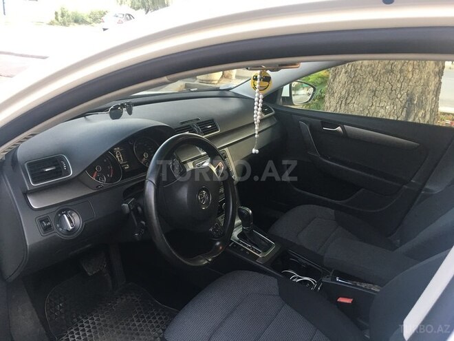 Volkswagen Passat 2012, 100,000 km - 1.8 l - Gəncə