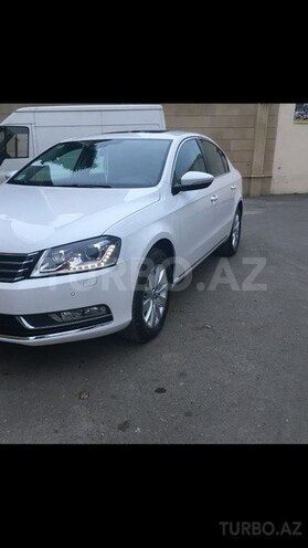 Volkswagen Passat 2012, 100,000 km - 1.8 l - Gəncə