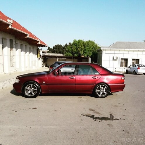 Mercedes C 240 1998, 238,000 km - 2.4 l - Bakı
