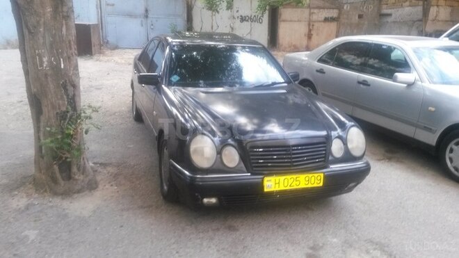 Mercedes E 230 1996, 269,877 km - 2.3 л - Bakı