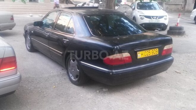 Mercedes E 230 1996, 269,877 km - 2.3 л - Bakı