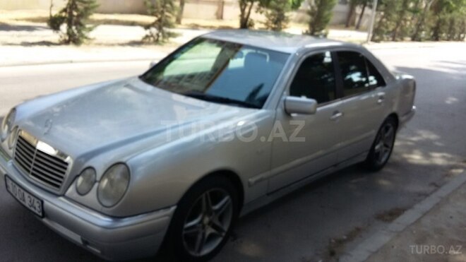 Mercedes E 200 1996, 220,000 km - 2.0 l - Bakı