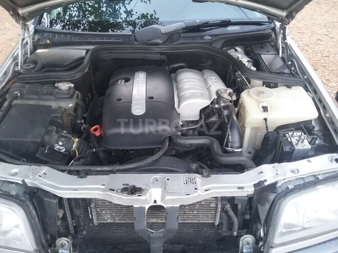 Mercedes C 220 1998, 276,000 km - 2.2 l - Biləsuvar