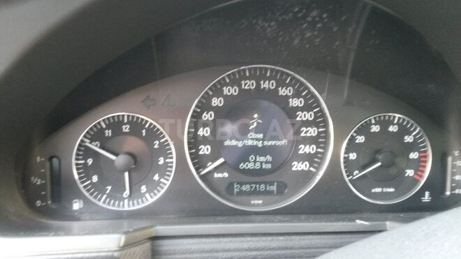 Mercedes E 240 2003, 250,000 km - 2.6 l - Bakı
