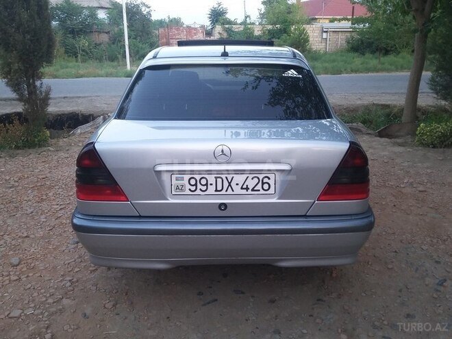 Mercedes C 220 1998, 276,000 km - 2.2 l - Biləsuvar