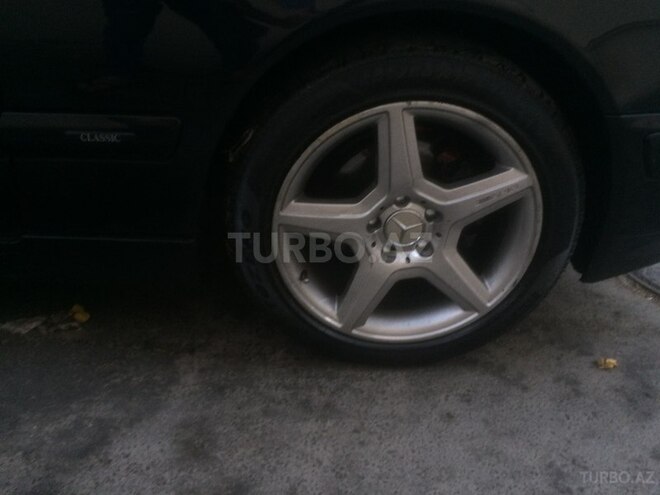 Mercedes E 220 2002, 260,800 km - 2.2 l - Bakı
