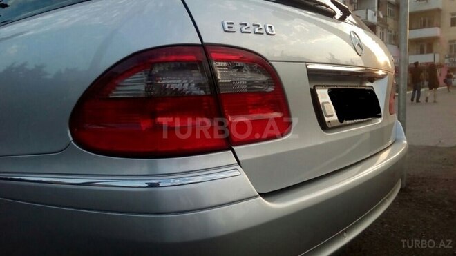 Mercedes E 220 2008, 270,200 km - 2.2 л - Bakı