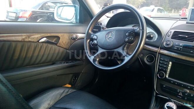 Mercedes E 220 2008, 270,200 km - 2.2 л - Bakı