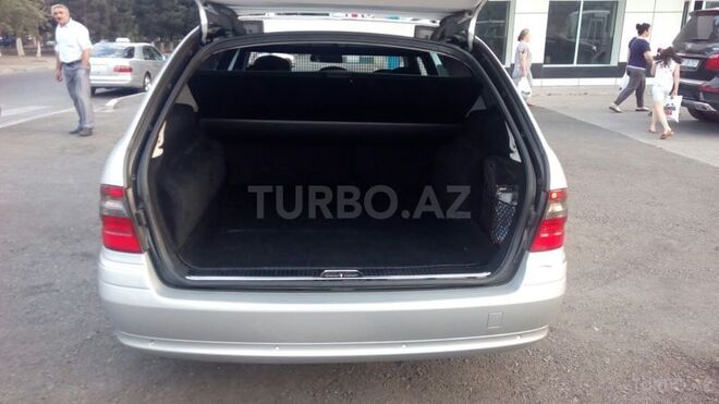 Mercedes E 220 2008, 270,200 km - 2.2 л - Bakı