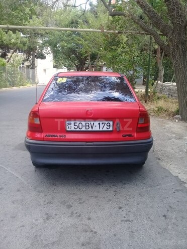 Opel Astra 1993, 220,000 km - 1.4 l - Bakı