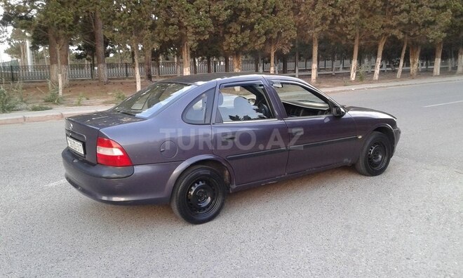 Opel Vectra 1996, 183,000 km - 1.6 l - Bakı