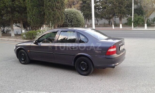 Opel Vectra 1996, 183,000 km - 1.6 l - Bakı