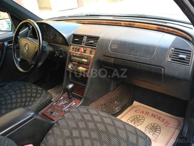 Mercedes C 240 1999, 240,000 km - 2.4 л - Bakı