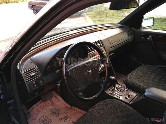 Mercedes C 240 1999, 240,000 km - 2.4 л - Bakı