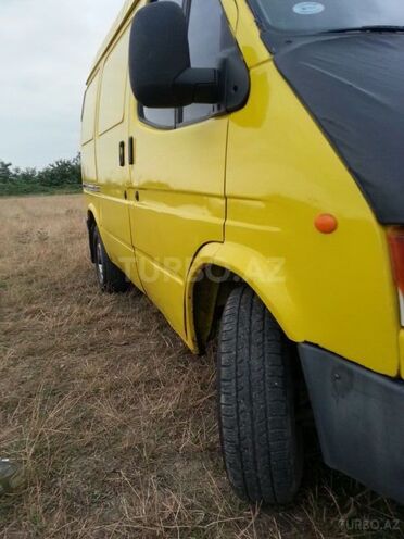 Ford Transit 1996, 284,000 km - 2.5 l - Quba