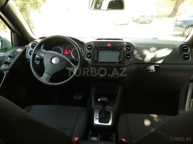 Volkswagen Tiguan 2008, 127,400 km - 2.0 l - Bakı