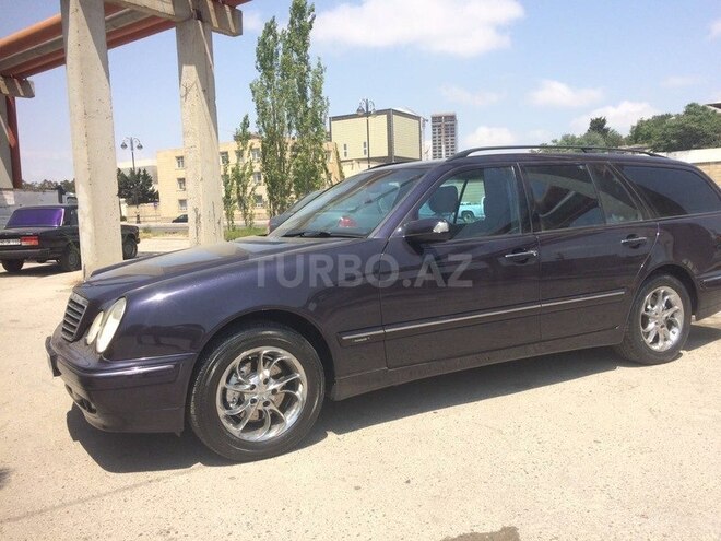 Mercedes E 220 2000, 260,000 km - 2.2 l - Bakı
