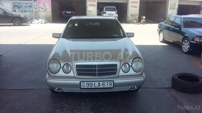 Mercedes E 230 1997, 220,000 km - 2.3 l - Bakı