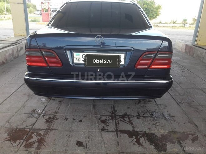 Mercedes E 270 2000, 265,000 km - 2.7 l - Bakı